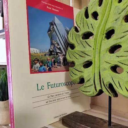 Studio Equipe 1-4 Pers Au Pied Du Futuroscope